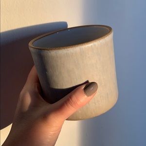 Thumb Ceramic Cup